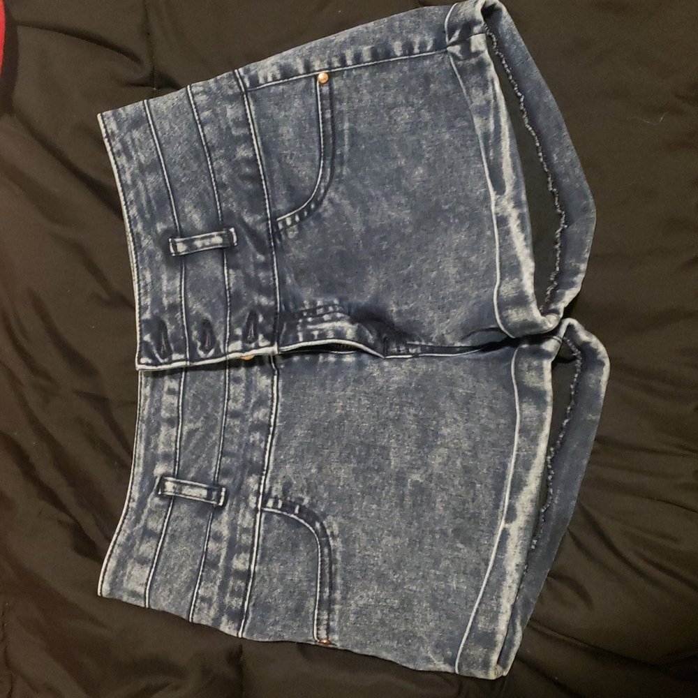 Refuge high rise shorts